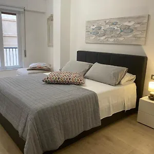 Apartment Delle Palme Elegante Monolocale In Centro, Palermo