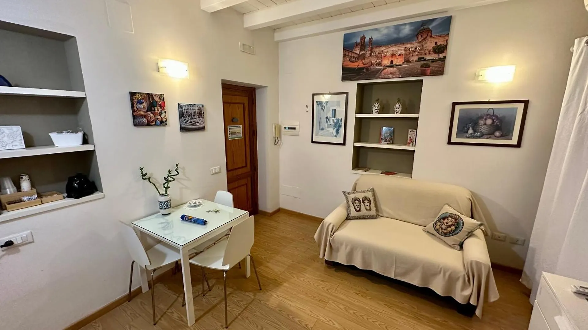 Intero Appartamento In Centro Citta Via Liberta-Piazza Croci-Teatri Politeama E Massimo Palermo Apartment